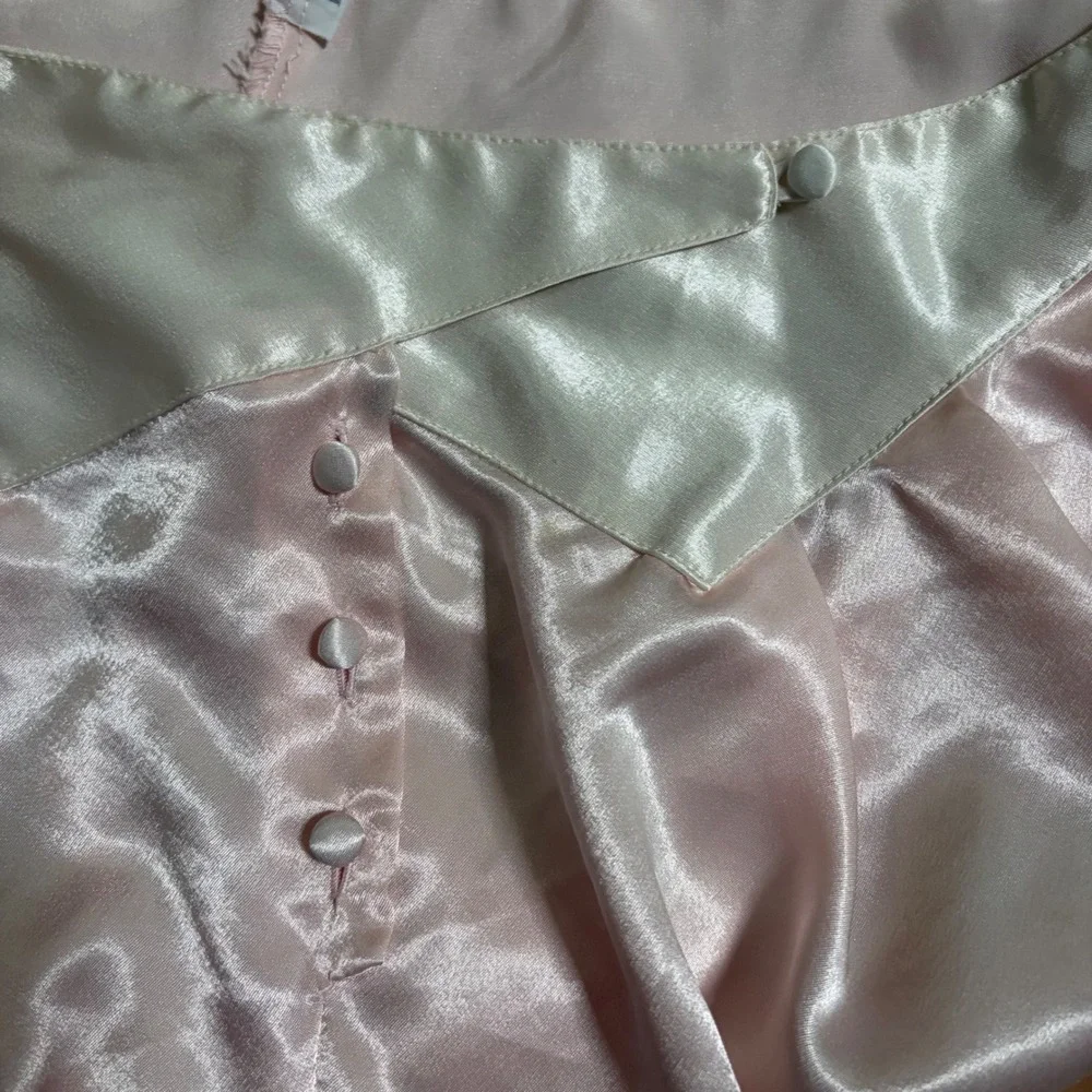 Vintage Val Mode Lingerie Pink Satin Pajama Set Cropped Top Tap Shorts Medium